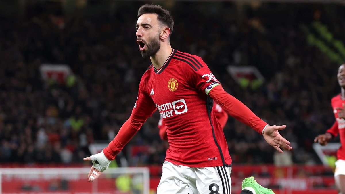 If United sell Bruno Fernandes it will be a massive mistake. He is literally our Captain and the only creative player we have who consistently turns up. #MUFC 🔴