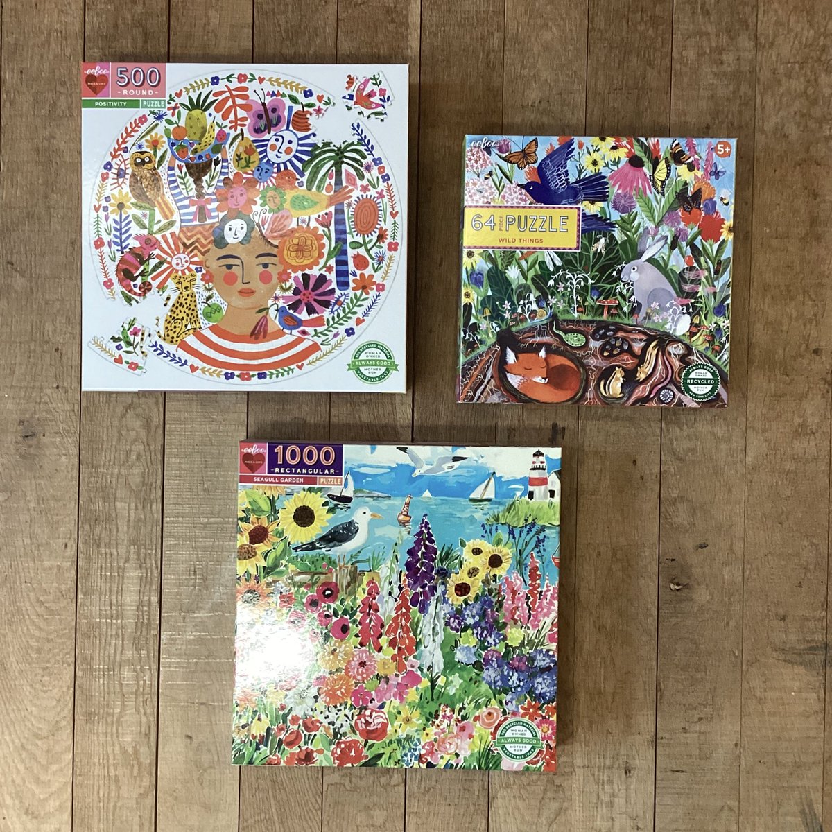 Take shelter from the rainy Irish days with a beautifully illustrated puzzle from our gallery shop ✨ We have lots of different sizes and designs available to suit all ages and interests. Pop in store or order online to get your hands on one today! glucksmanshop.com