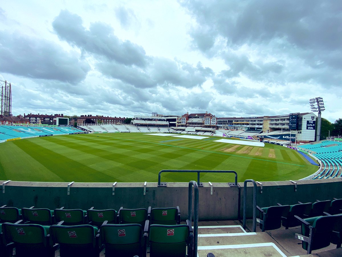 Lovely day today at the Barclays Girls Football Partnership conference at The Kia Oval ⚽️ 🏏