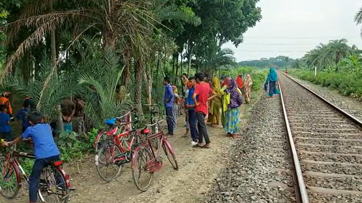 ঝিনাইদহে ট্রেনে কাটা পড়ে বৃদ্ধের মৃত্যু