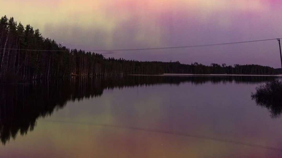 Lakeside reflections from around Ireland. Thanks to e_s_k_63, ramikorte, eiska61, and huulari85 for tagging discoveringfinland in their photos on IG: instagram.com/discoveringfin…