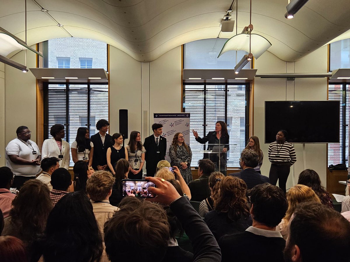 ChildrensComm's tweet image. Brilliant to have my Ambassadors join me today at #APPGChildren with @ncbtweets to talk about #TheBigAmbition and the importance of listening to children. We spoke about the issues that matter to children and what the next government should do to improve the lives of children.