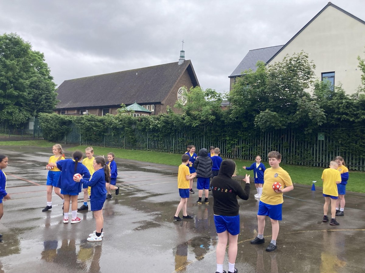 Wellbeing session with @mu_foundation this morning. Some good discussions within the class. #wellbeingweek