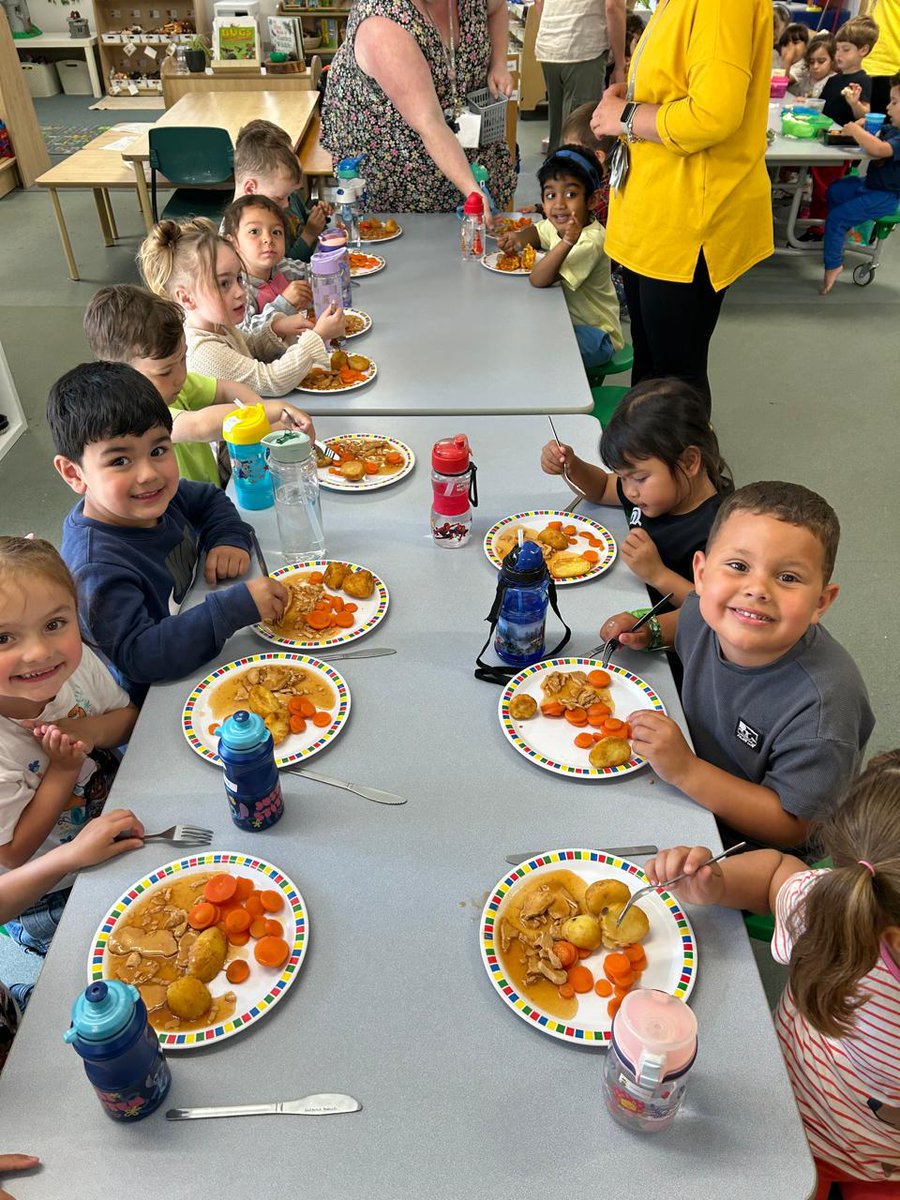Rouge Bouillon School tweet media