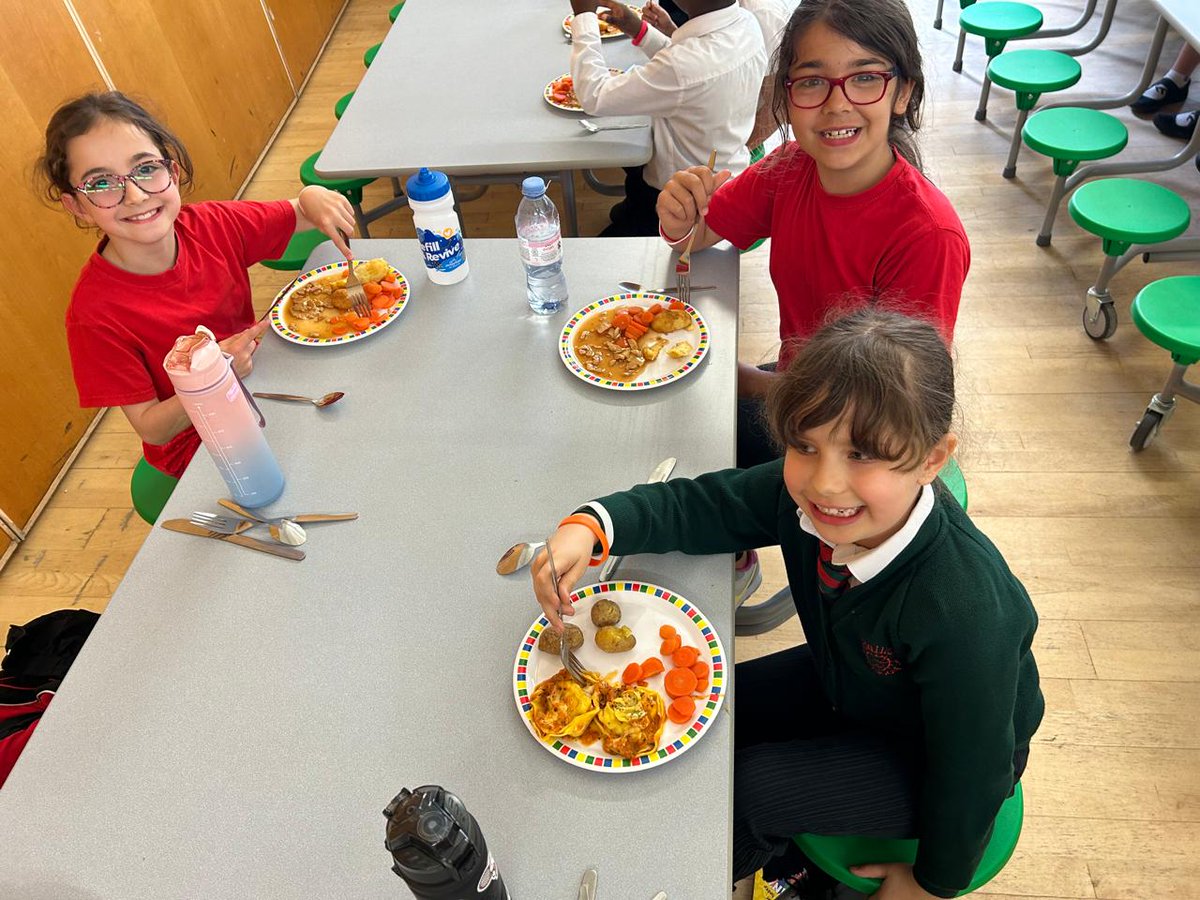 Rouge Bouillon School tweet media