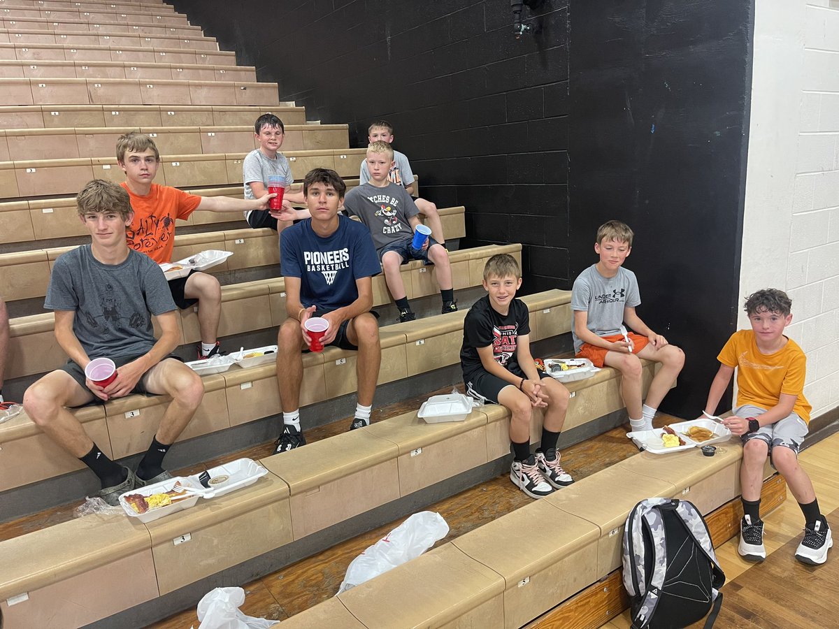 Another breakfast club in the books! Had to up the swag in year four. These athletes attended 70+% of workouts. Rylan Russell and Brendon Stewart were both first in attendance with 17/18. Had a little Francis’ breakfast to enjoy afterwards as well. @Colt_Athletics