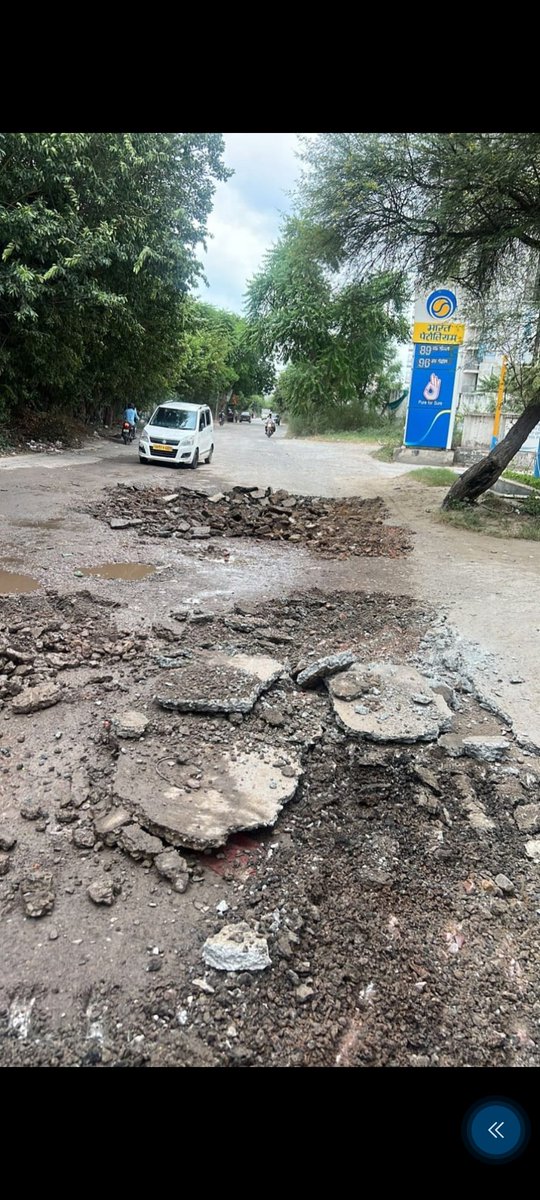 prav_mishra's tweet photo. M3M Marina Sector 68, Gurgaon
#BoycottLoksabhaElections2024
#M3M
#M3MMarina68
#Gurgaon
#GurgoanNews
@PMOIndia @cmohry @anilvijminister @narendramodi @M3MIndiaPvtLtd @gurgoan @rakeshdaultabad @congress @RahulGandhi @RajBabbar23 https://t.co/CPk4m72Gw7