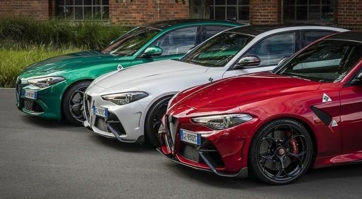 What a Trio 🍀🇮🇹 #Alfa #AlfaRomeo #AlfaRomeoGiulia #Quadrifoglio #GTAm #Italian #Sportscar