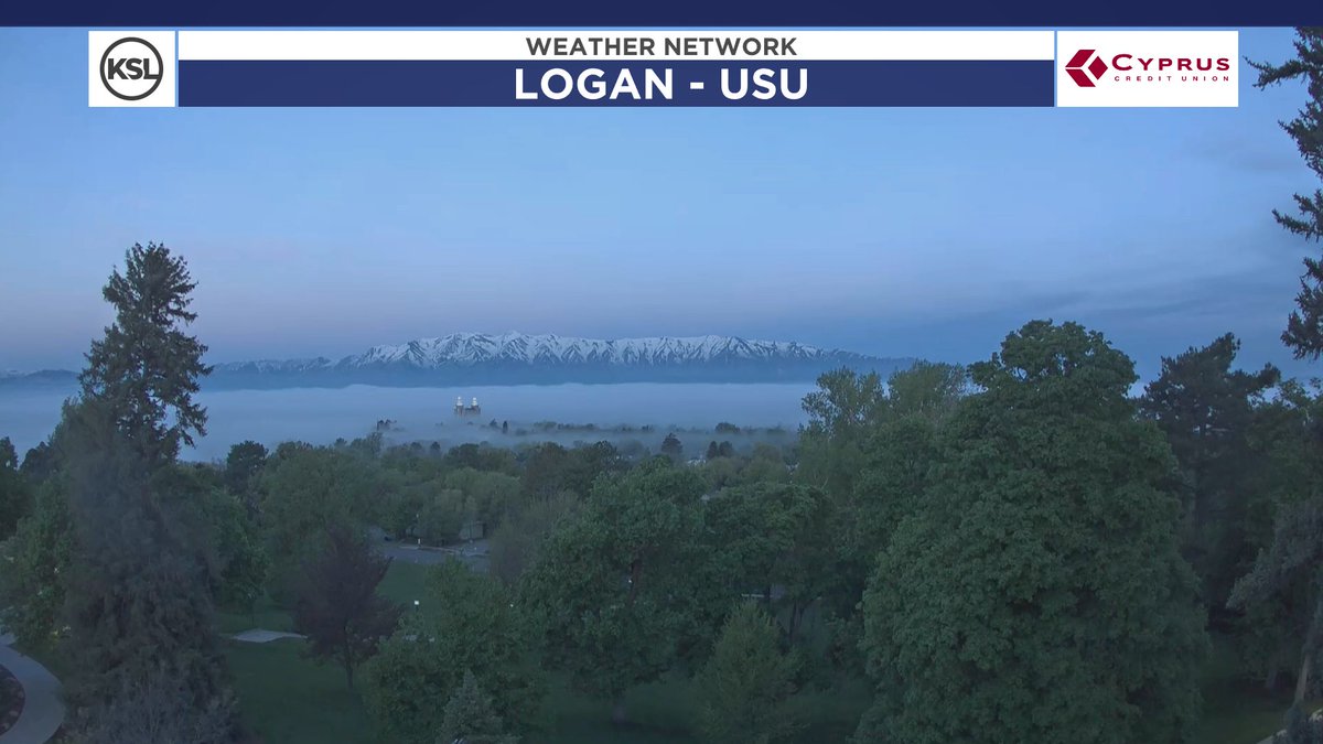 A combination of yesterday's rainfall and cool overnight temps has helped develop some fog in Cache Valley this morning. #utwx