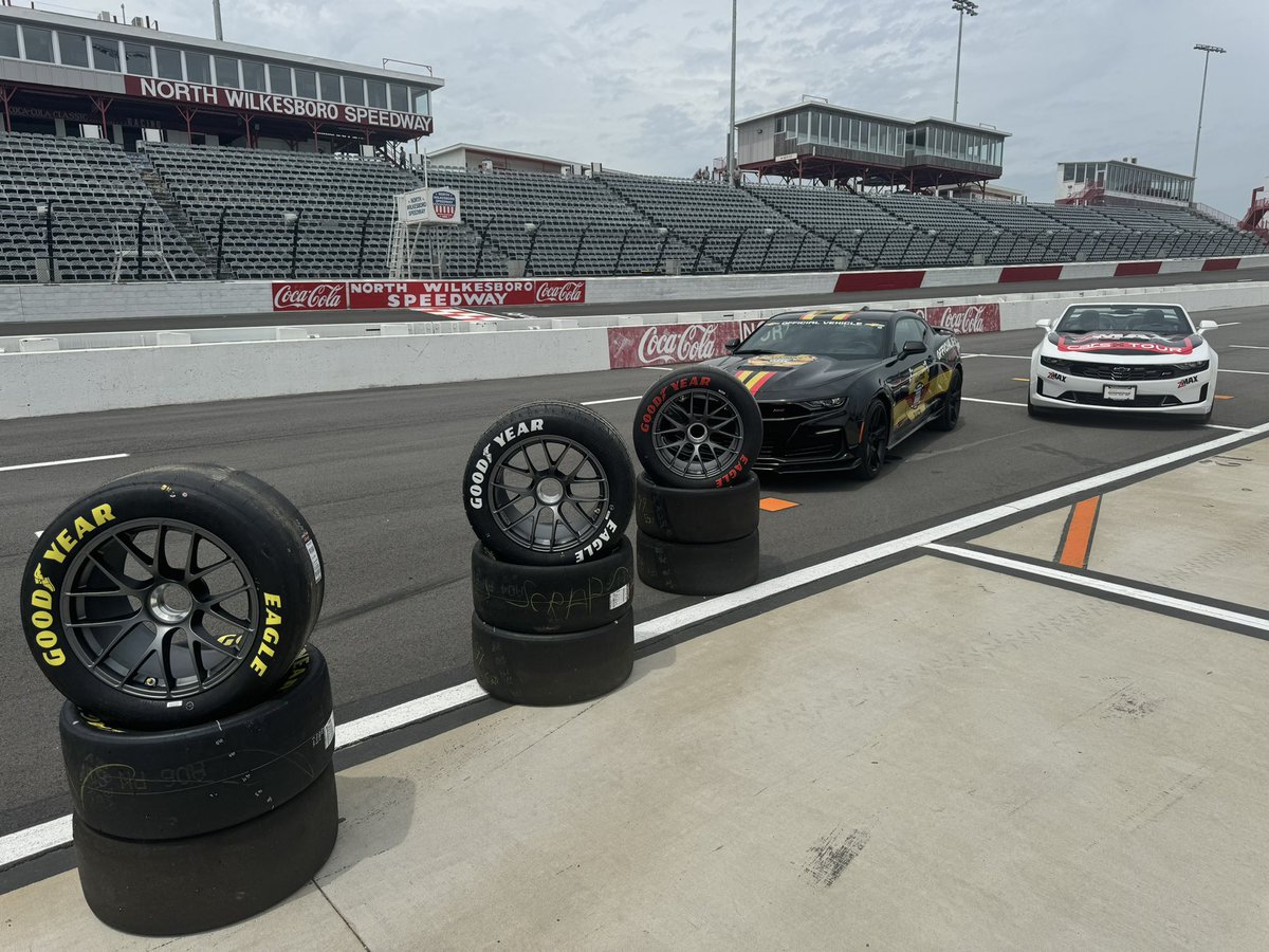 Tires for the @NASCAR All Star race @NWBSpeedway Yellow @GoodyearRacing letters, regular tires. White, wet tires. Red, softer tires. This will be interesting.