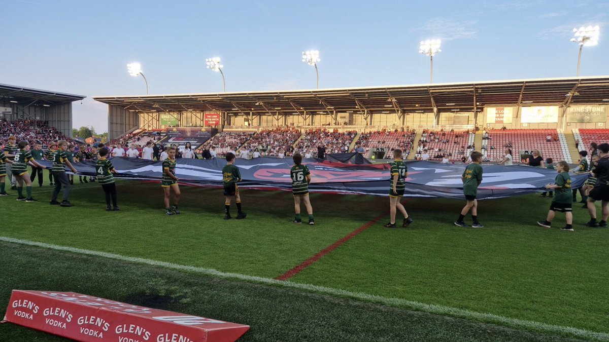 Gilded Hollins Community School tweet media