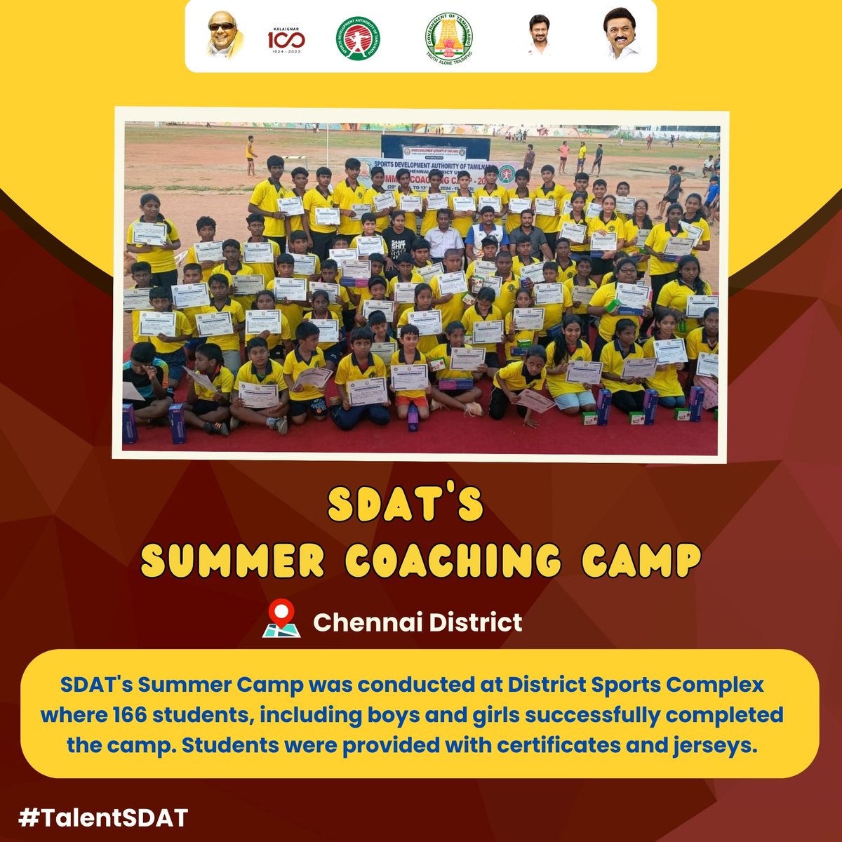 SDAT's Summer Coaching Camp was conducted at various District Sports Complexes and students who successfully completed the camp were provided with certificates and jerseys.
@CMOTamilnadu @Udhaystalin @TNDIPRNEWS

#SportsTN  #TalentSDAT