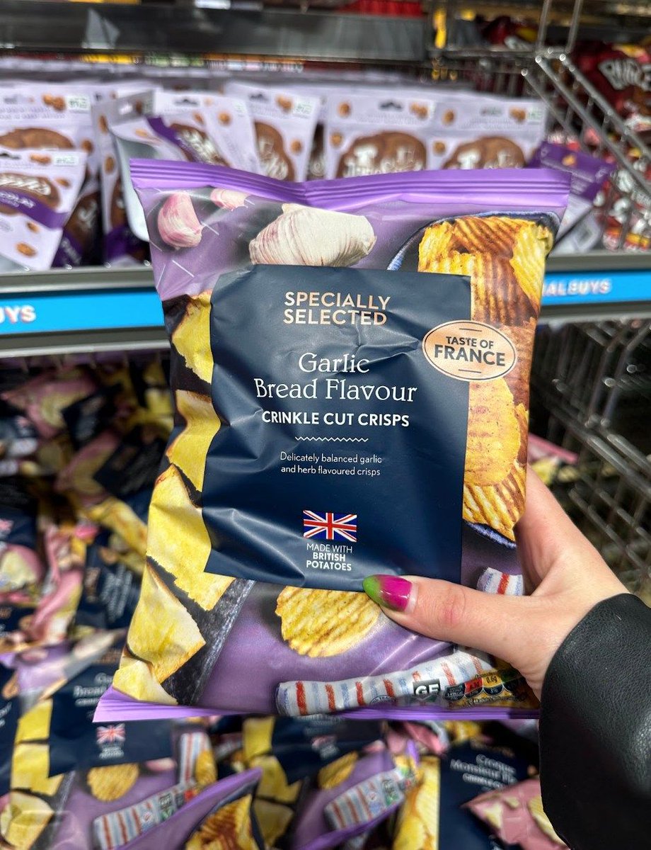Run don't walk to your nearest Aldi 🏃‍♂️

That's because the viral garlic bread-flavoured crisps are BACK in stores later this week... and they're bound to fly off the shelves. 😍

Need reminding of what they're all about? Have a read of this 👉 buff.ly/3ytko6r