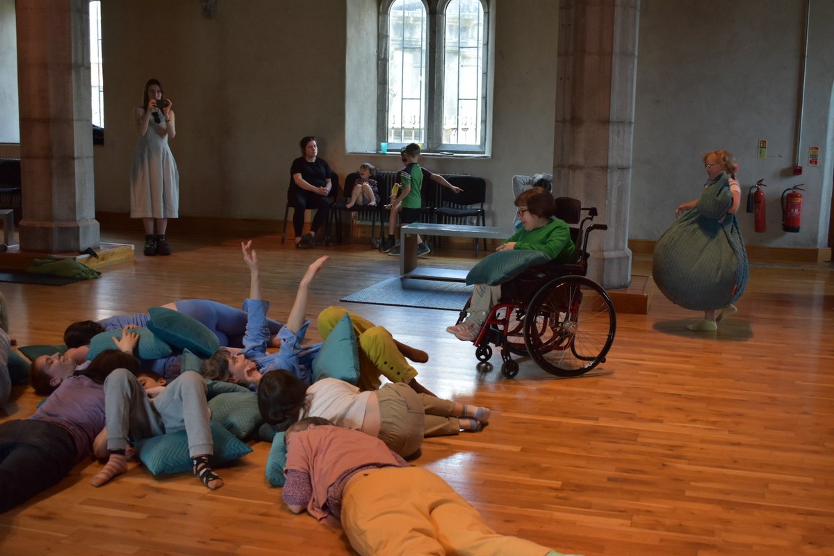 'Being' will be a relaxed performance, allowing all to enjoy the experience. Read more about relaxed performances and what that will look like at Dance Limerick here dancelimerick.ie/event/being/ 📅 Sat 18 at 2 pm | DL performance space 🎟️ Tickets at dancelimerick.ie