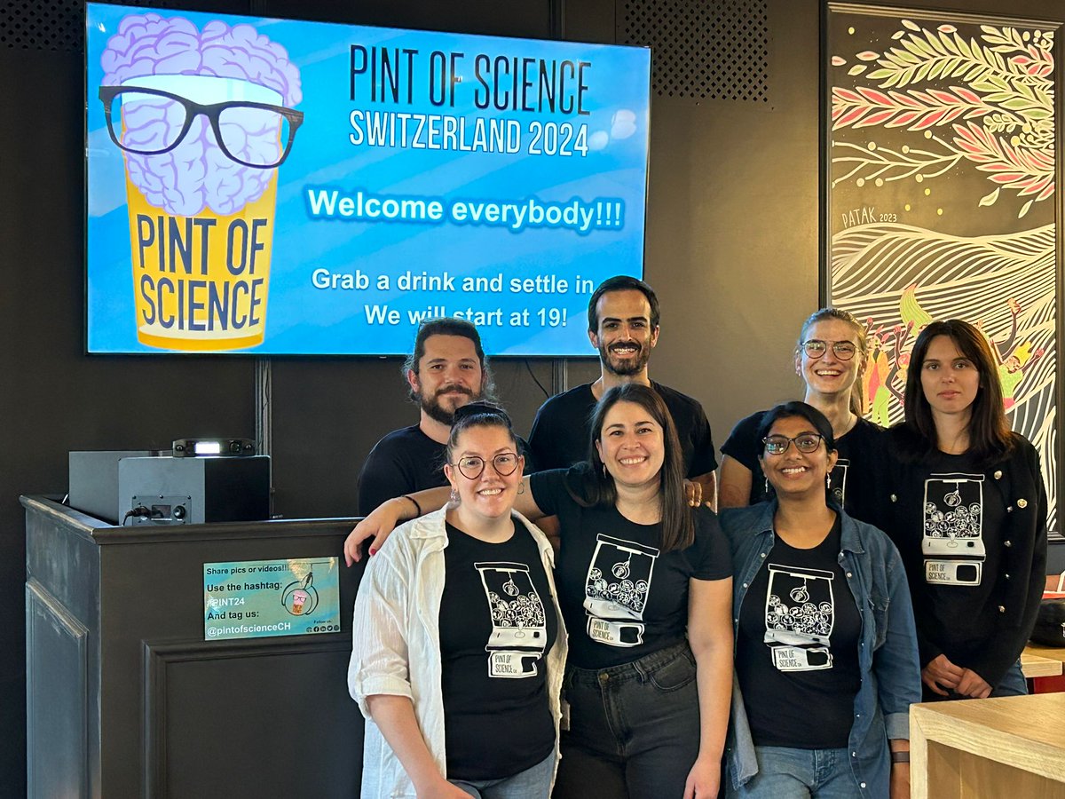 pintofscienceCH's tweet image. Our first day was a big hit! And we have 2 more nights to go. Here is a small selection of the vibes from our 17 Monday venues, and it's still not too late, check our program➡️ pintofscience.ch
📌13-15 May 2024 🧬🍻Pint of Science 🇨🇭🧠
pintofscience.ch🧠#PINT24