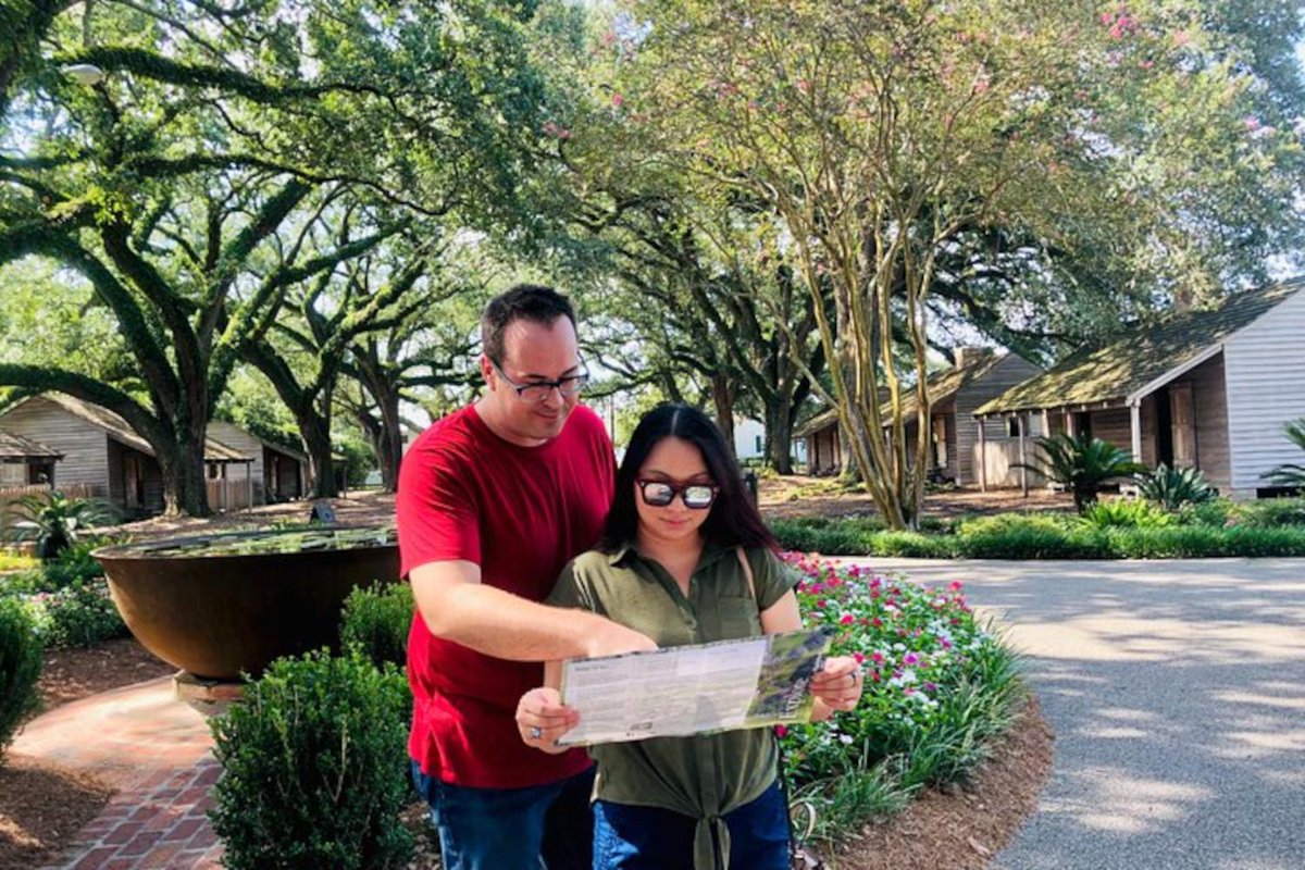 Gray Line (@grayline) on Twitter photo 🌳 At Oak Alley Plantation and Manchac Swamp, tour the breathtaking buildings and grounds while learning about the plantation's history. Then, cruise through the swampy home of the mythical 🐺 "Rougaro," the Cajun werewolf.
Tour with <a href="/GrayLineNOLA/">Gray Line NOLA</a> >> grayline.com/tours/destreha… 🌳 At Oak Alley Plantation and Manchac Swamp, tour the breathtaking buildings and grounds while learning about the plantation's history. Then, cruise through the swampy home of the mythical 🐺 "Rougaro," the Cajun werewolf.
Tour with <a href="/GrayLineNOLA/">Gray Line NOLA</a> >> grayline.com/tours/destreha…