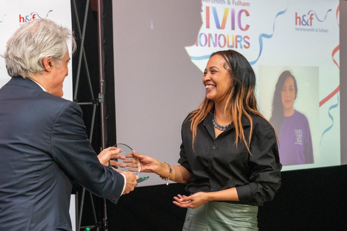🎉 Big congratulations to Shineade, Nuro, Rama, and Zara, who are amazing WEST employees, on winning the @lbhf Civic Honours Awards last week! 🏆 You can read all about it here 👉 westyouthzone.org/west-civic-hon… #CivicHonours #YouthWork #WESTyz