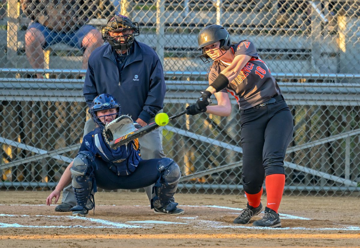 PaPrepLive's tweet image. Carosi sisters, Strechay lead Perkiomen Valley past Upper Merion in PAC softball semifinals papreplive.com/2024/05/14/car…