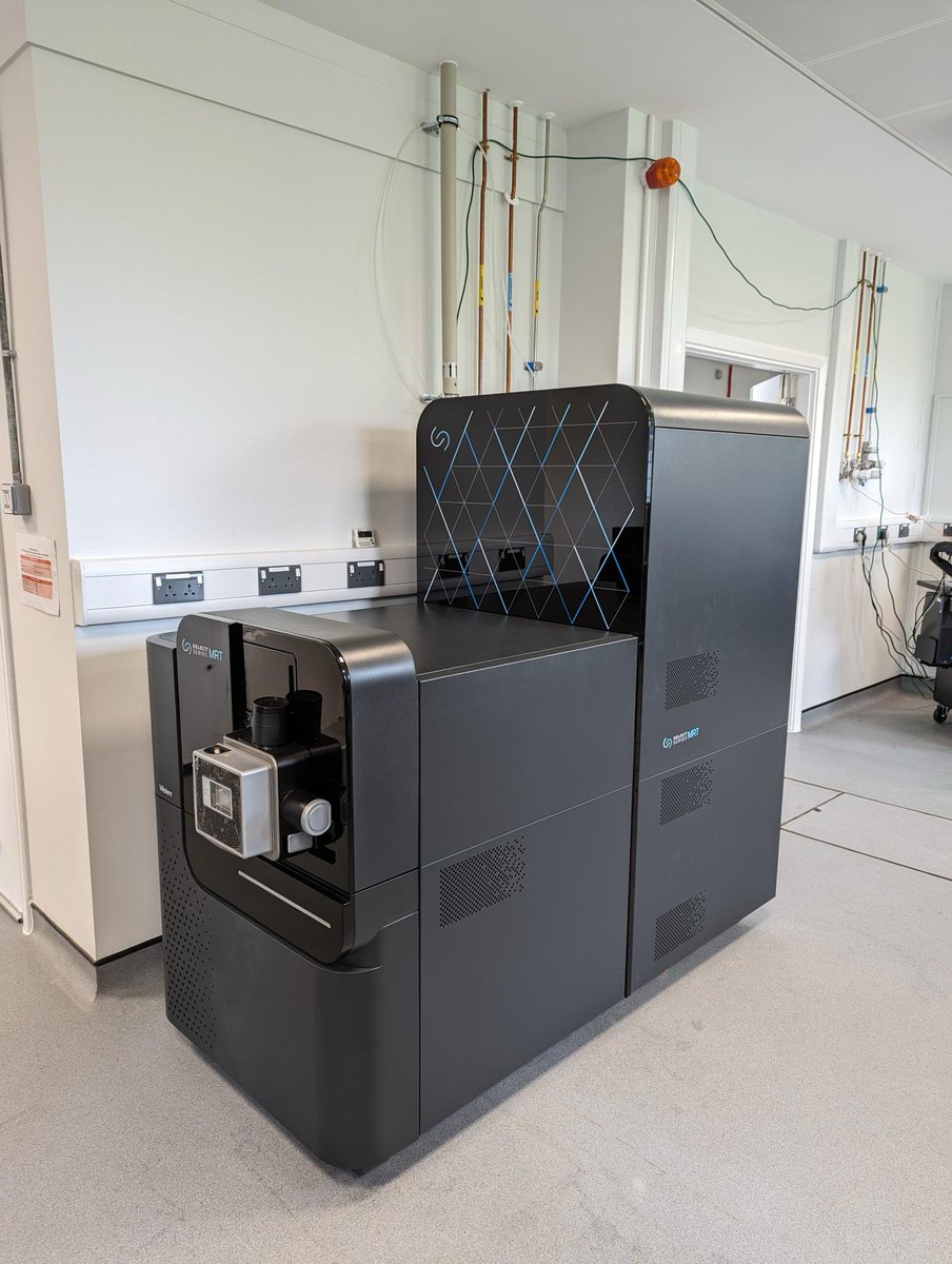UniRdg Chemistry (@unirdg_chem) on Twitter photo Today we welcomed the newest addition to <a href="/UniRdg_CAF/">Chemical Analysis Facility (CAF)</a>'s #MassSpec facility – a Waters MRT. Looking forward to getting down to some MALDI and DESI imaging soon! Today we welcomed the newest addition to <a href="/UniRdg_CAF/">Chemical Analysis Facility (CAF)</a>'s #MassSpec facility – a Waters MRT. Looking forward to getting down to some MALDI and DESI imaging soon!