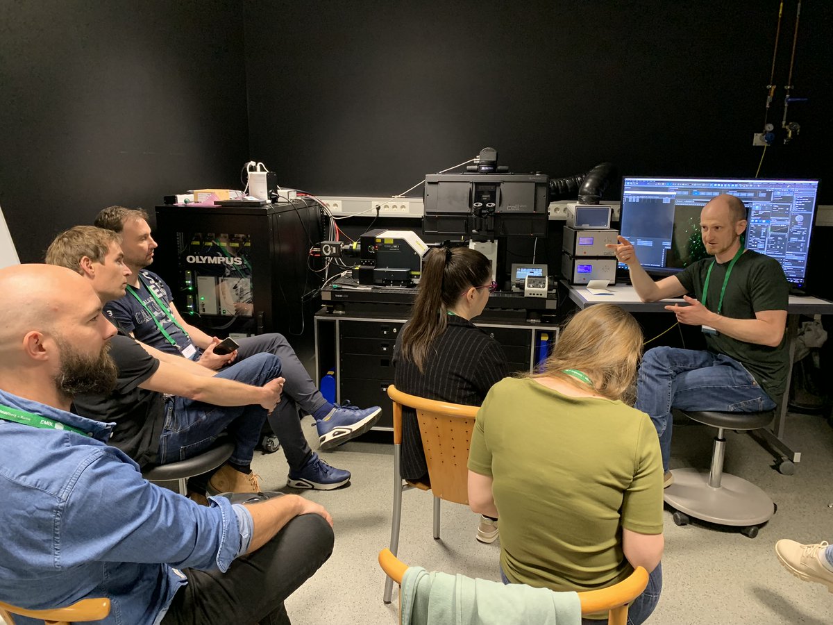 Welcome to day 3 of #EMBLFluorImaging 🤩 In today's practicals we learned to set and debug adaptive feedback microscopy pipelines and to apply adaptive feedback for high-througput photoactivation 📸