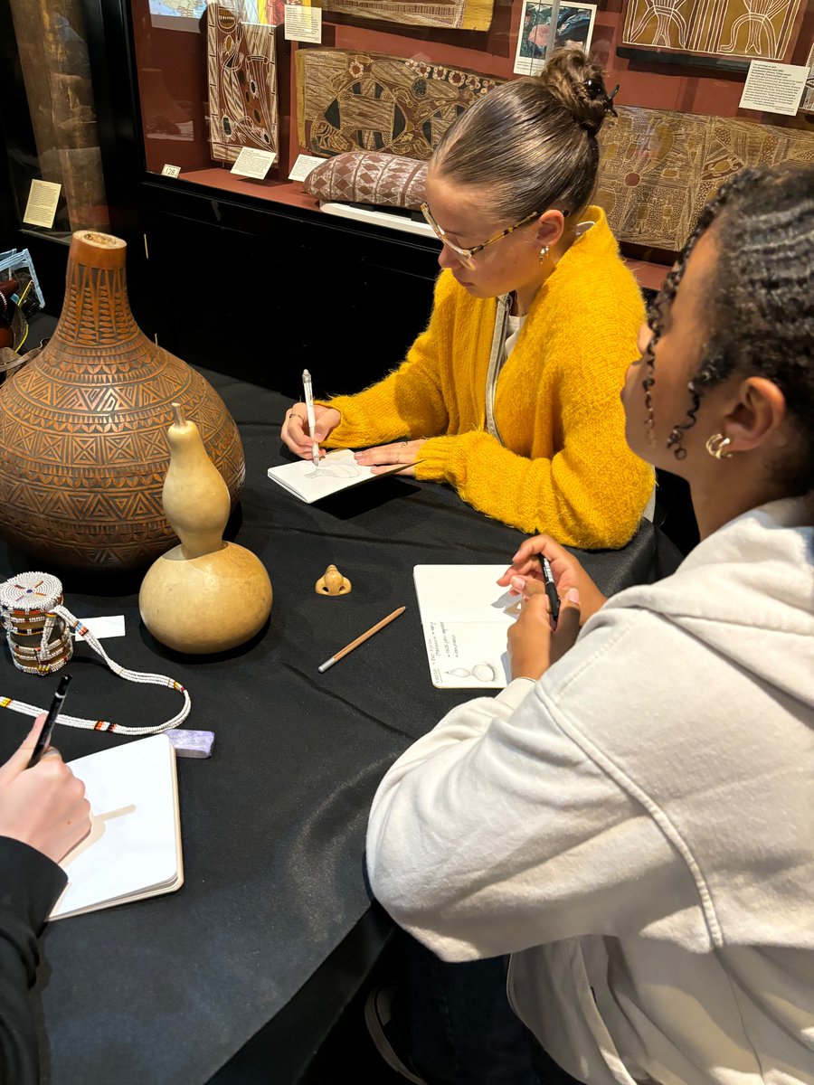RLSartists's tweet photo. Oxford art trip - sketchbook workshop exploring different cultural artefacts at the Pitt Rivers Museum https://t.co/E0wydVVAGq
