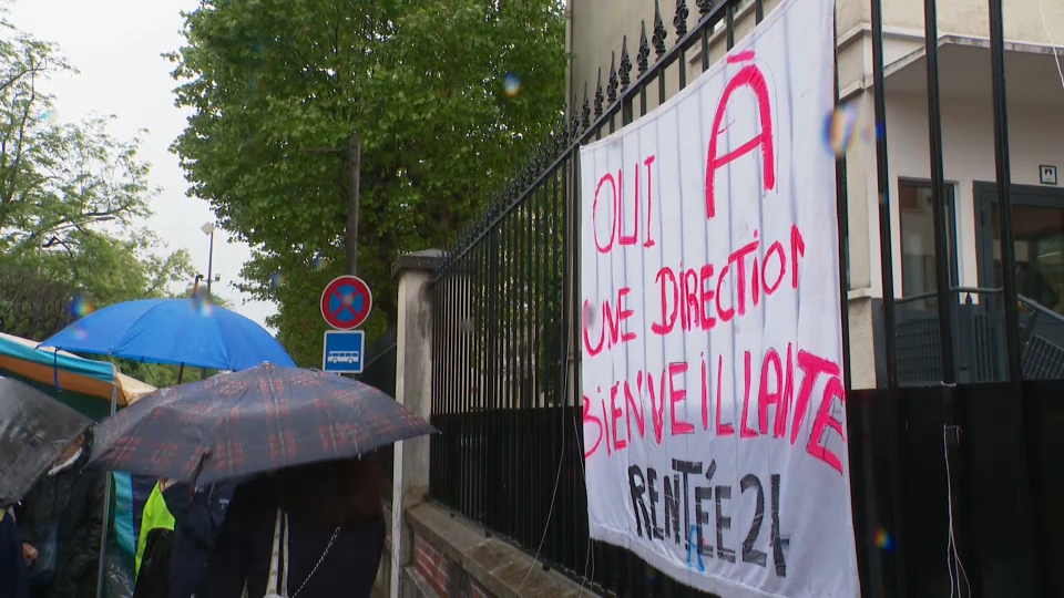 Les enseignants de l'institut catholique de Montalembert en grève contre l'arrivée d'une nouvelle directrice au 'management toxique' france3-regions.francetvinfo.fr/paris-ile-de-f…