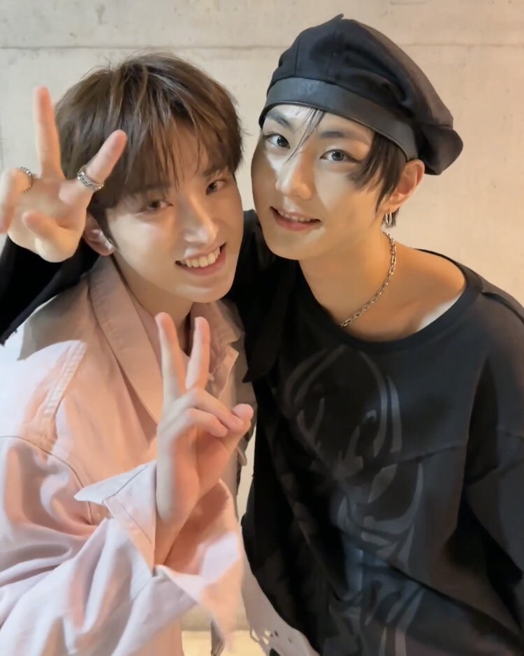 🐇🐈 ; hihihi .. akhirnya bisa ketemu lagi sama adik lucuuu (⁠✯⁠ᴗ⁠✯⁠)