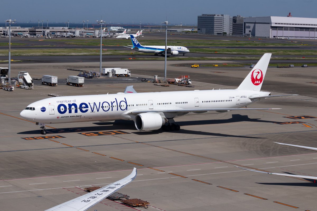 2024.5/11 HND/RJTT
JAPAN AIRLINES
Boeing777-346(ER) JA732J
'One world Livery'
JAL/JL11 DFW→HND