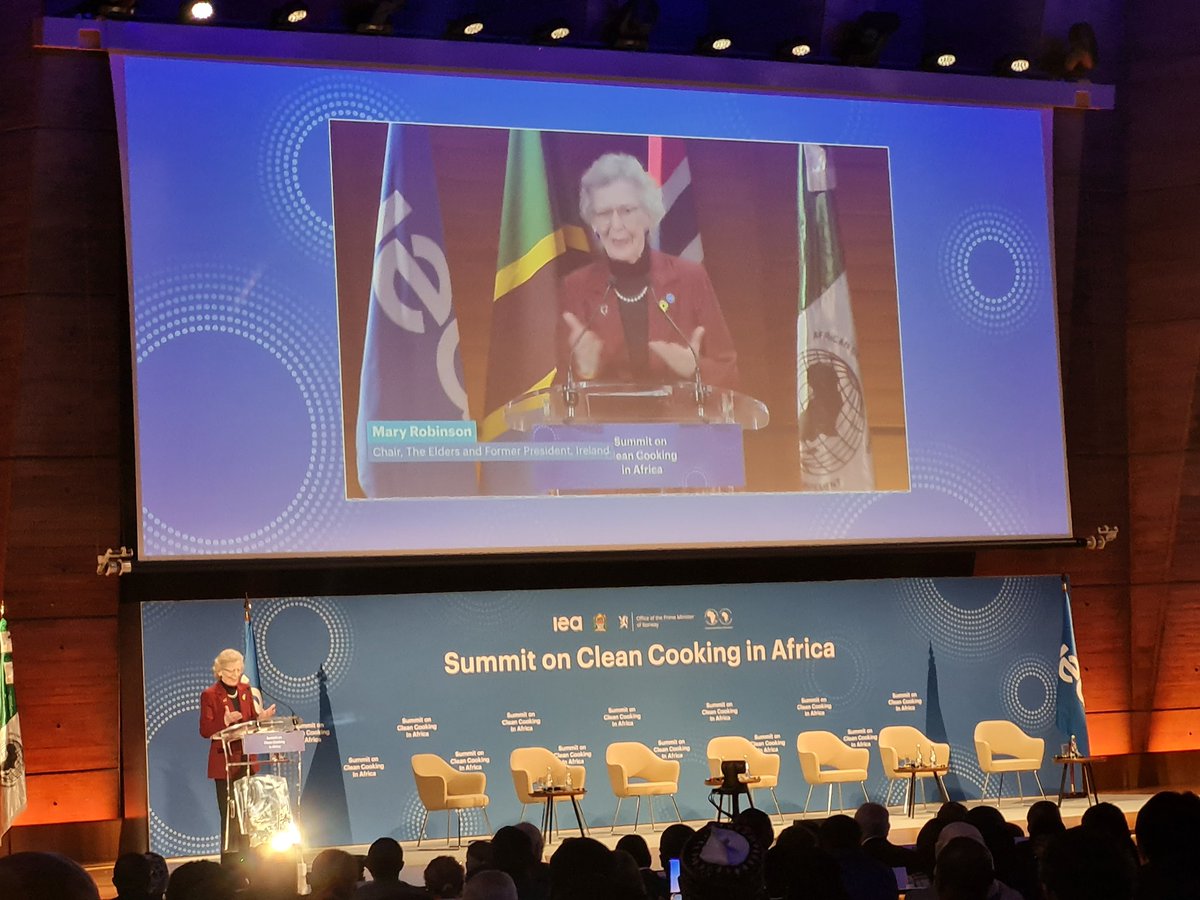 'We have just a few years to turn a whole system round, but we're on the cusp': Mary Robinson calls for greater ambition to deliver #cleancooking and the broader #climatejustice agenda. Women's empowerment and momentum is critical.