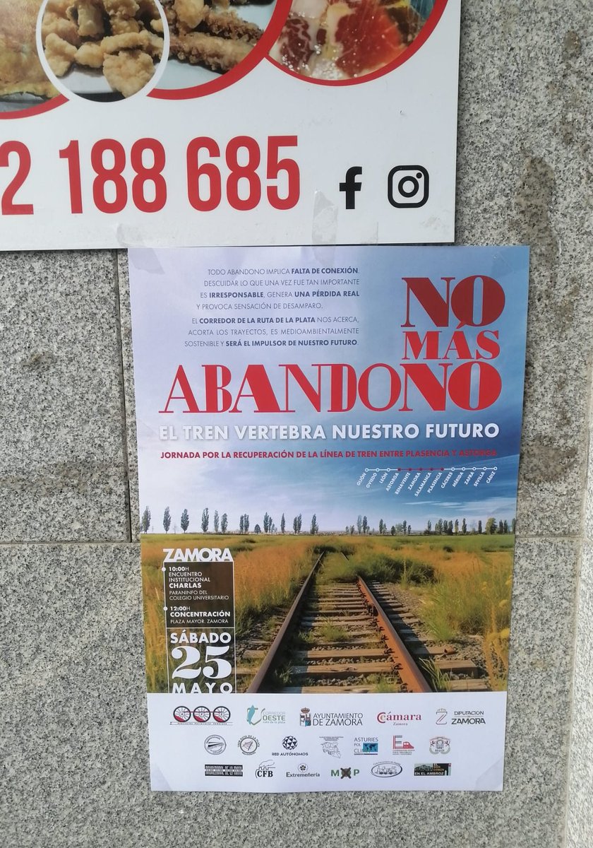 Ya se están pegando los primeros carteles! #Zamora25Mayo #TrenRutadelaPlata