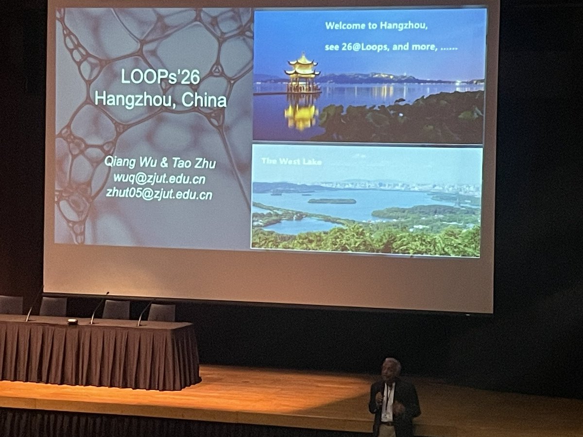 FrancesVidotto's tweet photo. #LoopyTuesday #LOOPS24
You came for the physics,
you stay for the people!
It was amazing to meet a lot of new younger colleagues presenting their exciting results, and I am super proud of my students/postdocs/collaborators. I am already looking forward for #LOOPS26 in Hangzhou! https://t.co/UugcctFSq9
