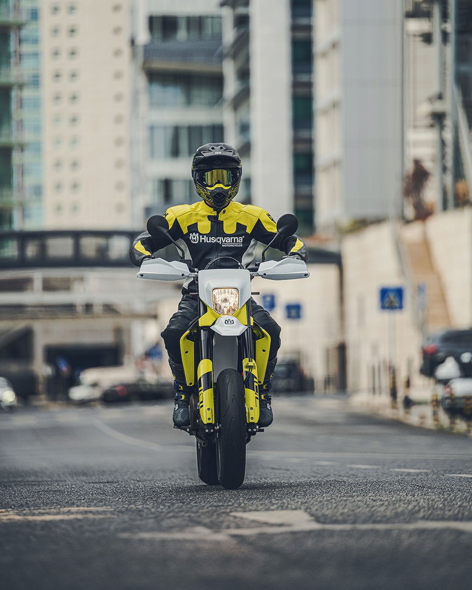 The 701 Supermoto slices through urban sprawl with unrivalled agility and commanding power, making every city street its playground.

Click the link to discover more. brnw.ch/21wJLdC

#HusqvarnaMotorcycles #RideHusqvarna #GoRide #701Supermoto #Supermoto