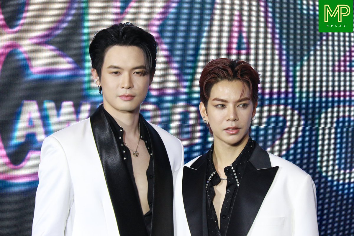 "บิลลี่-เบ๊บ" ในงานประกาศรางวัล "KAZZ AWARDS 2024" ฉลองครบรอบ 18 ปี นิตยสาร KAZZ

PATCHANON TANATAT x KAZZ
#KazzAwards2024xBILLYBABE
#bbil1ypn #babiibabe 
#BillyBabe #idolfactoryTH
#KAZZAWARDS2024 #KAZZMAGAZINE