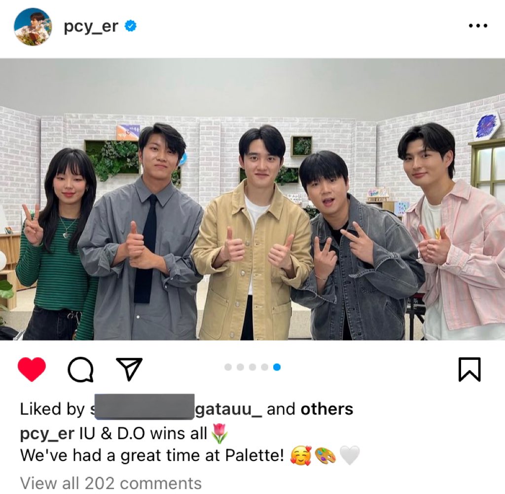 He posted a photo with Kyungsoo and IU’s team ❤️