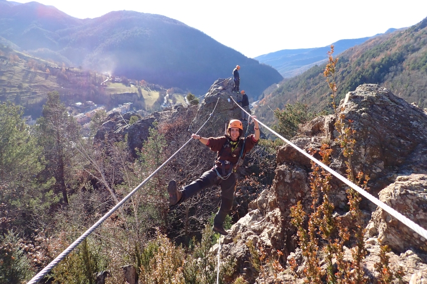 No et perdis aquesta proposta de @guiesarania: Via ferrata roca de la creu - Ribes de freser #femturisme #catalunya i.mtr.cool/yjowuypjqe