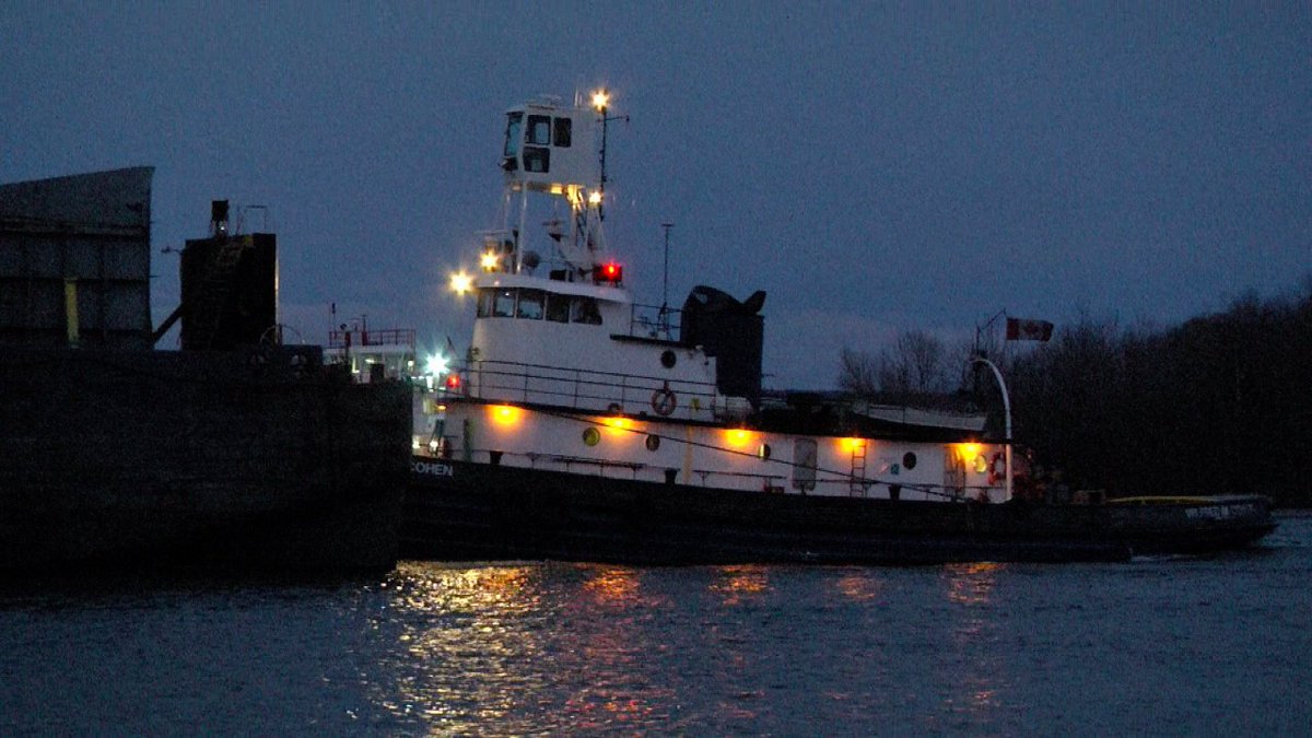 The classically designed Wilfred M. Cohen celebrates #TugboatTuesday day and night. #ilovethesoo