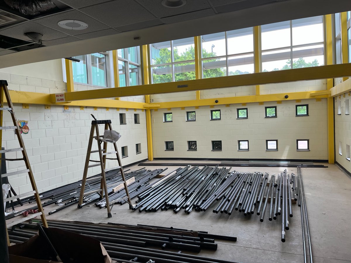 Reinvestment work continues at Mallard Creek Recreation Center with renovations happening to the main entry lobby, restrooms, multi-purpose room, offices, and the building systems, including HVAC and electrical.

For project updates, visit: meck.co/3yeKMB2