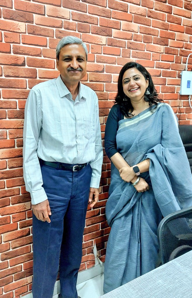 Blessed to meet Prof. Rajaram Sharma, former Joint Director,CIET-NCERT.
Met him after so many years.

Sir's intellect & efforts in promoting utilization of technology in the educational landscape have been so inspiring!His humility speaks volumes.

 My heart is full of gratitude!
