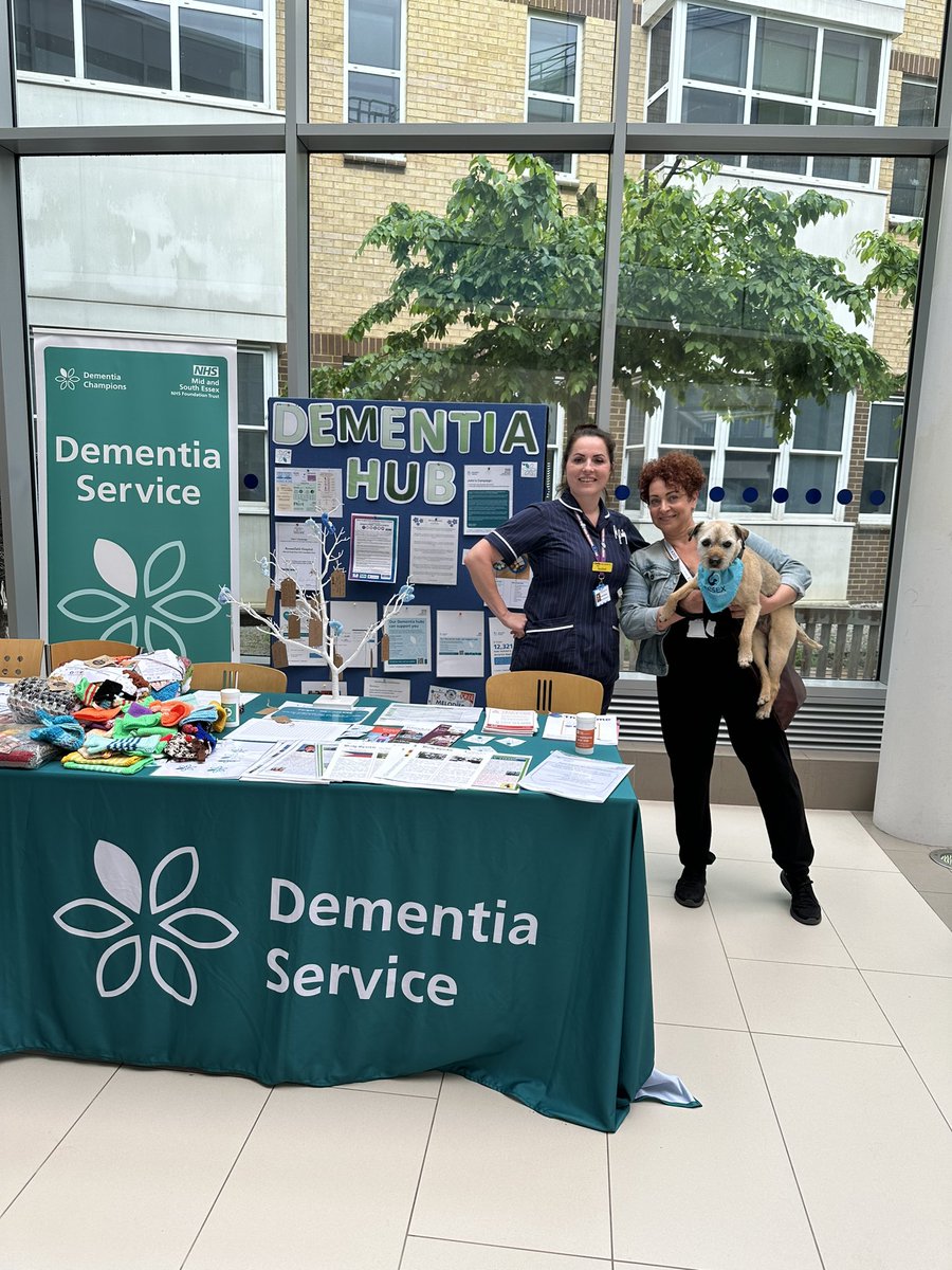 Day2 at Broomfield Hospital for #DementiaActionWeek2024 theme of therapy animals, sensory therapy @essextherapydog wonderful day, visited the wards also well received by all @DTownsendDoN @suzannehoare @hannahoverland @MSEHospitals @NHSEastEngland @Mel_Chambers76 @DianeSarkar