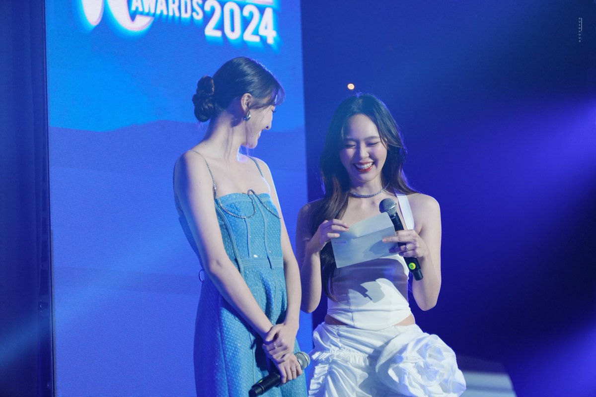 ผู้ประกาศรางวัลน่ารักมากกกก

Kazz Awards 2024 x ViewJune 
#KAZZAWARDS2024 
#วิวจูน