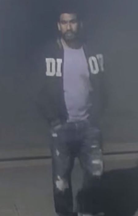 Officers investigating an incident of inappropriate contact have issued an image of a man they wish to identify and trace in connection with the report. If you recognise the man contact T/DC 408 Millie Hill on 101 or via orlo.uk/tsafT, quoting incident 86 of 13 April.