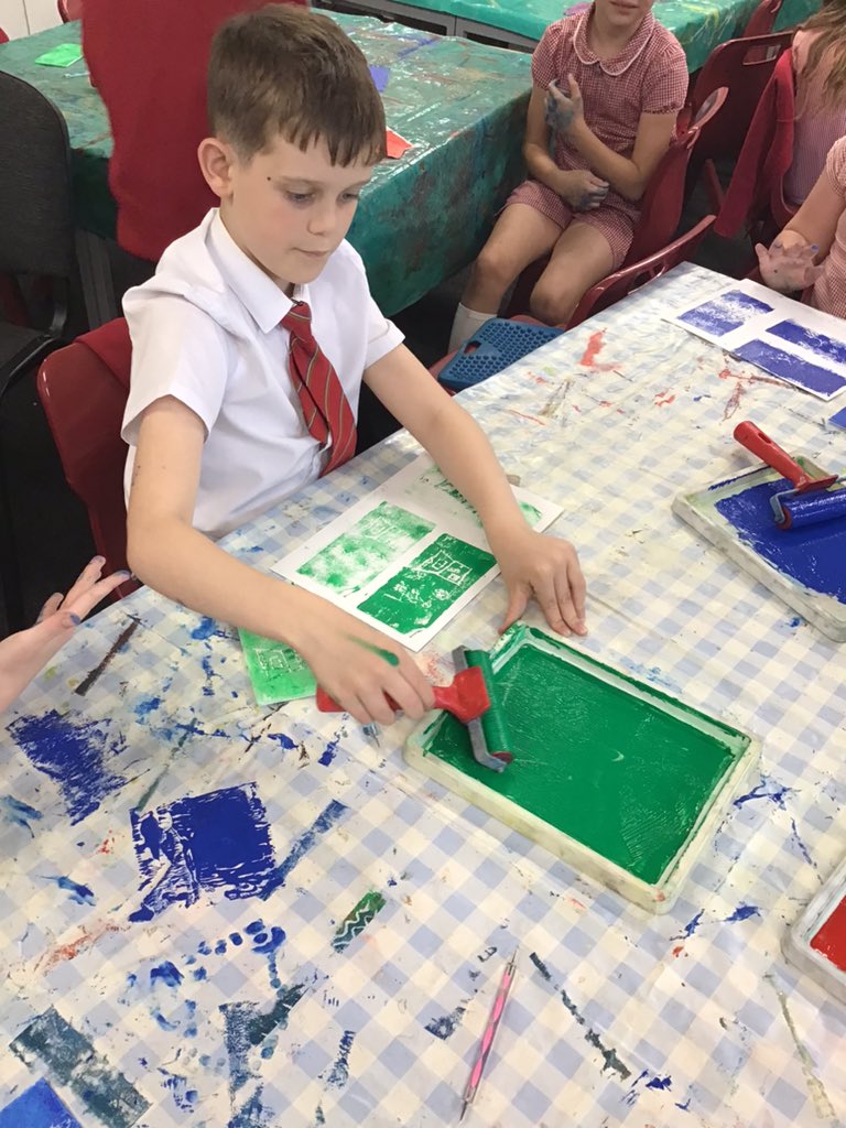 Emerald Class caught red handed producing some beautiful pieces of art work this afternoon. Practising their printing skills.