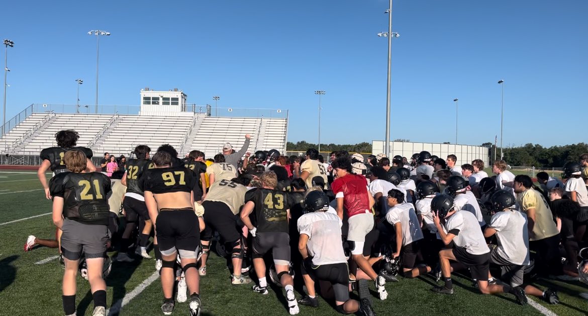Jaguars break out to finish 2024 Spring Ball practice. Can’t wait to see all of the Big Cat community at the spring game tomorrow! ⁦@JhsJags⁩ ⁦@HaysCISD⁩ ⁦@stevehoffman74⁩