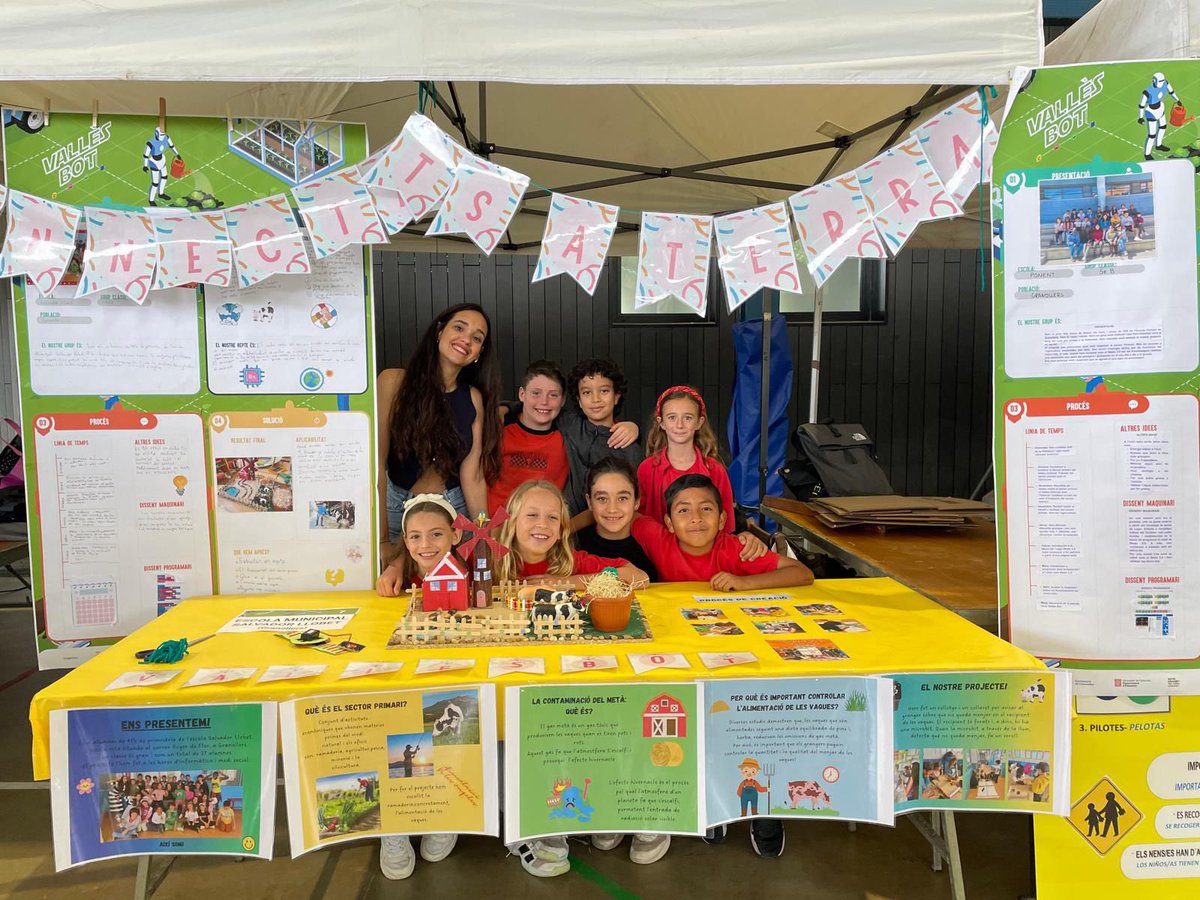 Escola Salvador Llobet tweet media