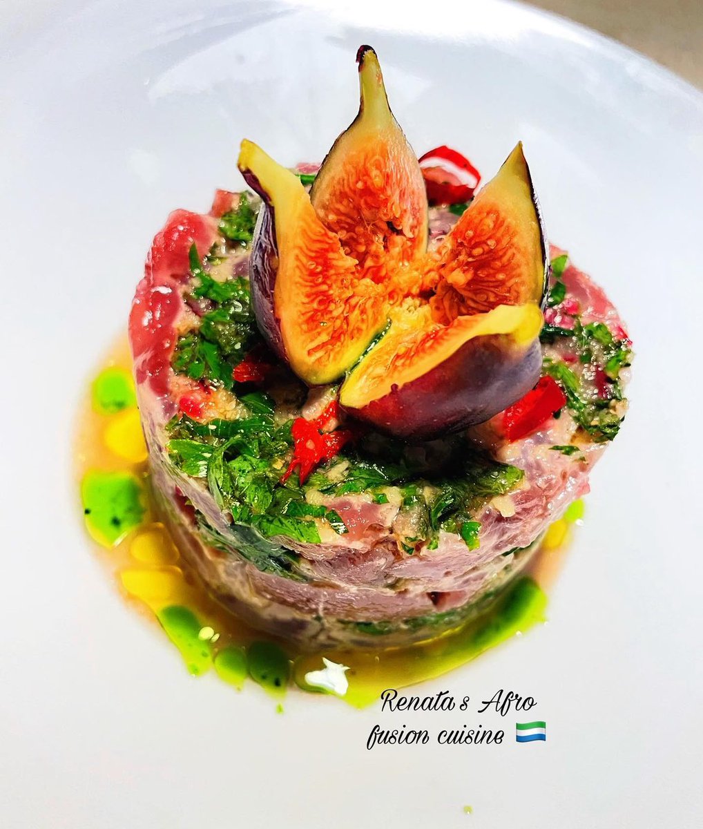 #Afrofusion 
Red Tuna Tartare with Fig and 
Fish Roe 
Combined with Parsley | lemon juice | Fresh Basil | Fresh Root Ginger 
Thai Chilli 🌶️ 
Parsley and Garlic chilli oil drops 

All Flavours on fleek 👌🏾

#afrofusion #salonechef  #salonex 
#afrofusionchef 🇸🇱