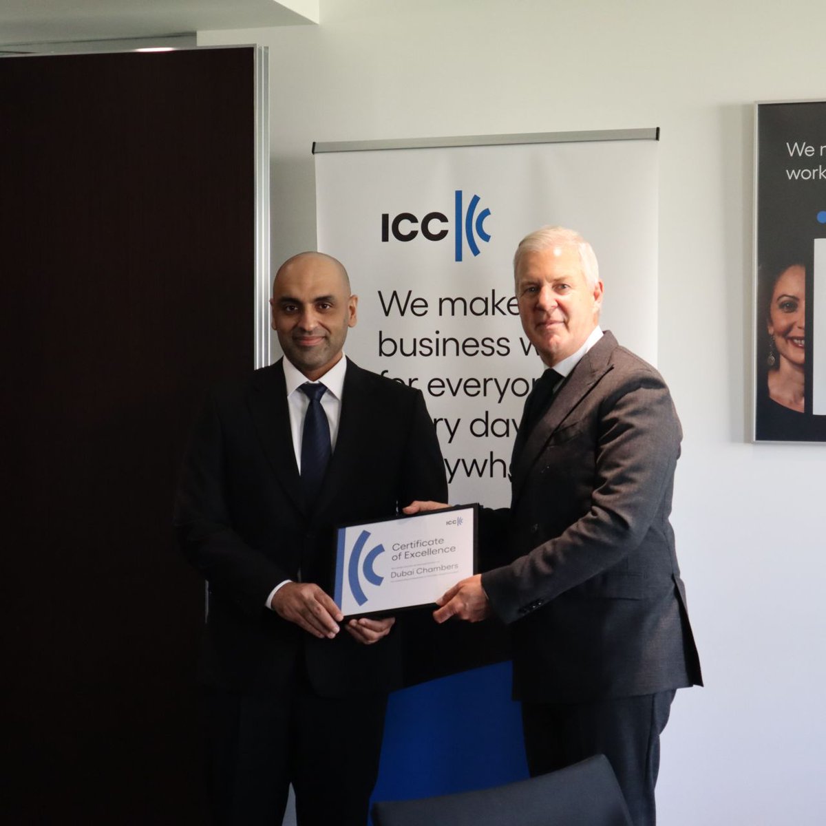 🎉 Congratulations to the @DubaiChambers for their pioneering work in Chamber Model Innovation. During a recent visit to ICC headquarters in Paris, Dubai Chambers were lauded for their remarkable contributions to revolutionizing chamber models. More: bit.ly/3xGIf2l