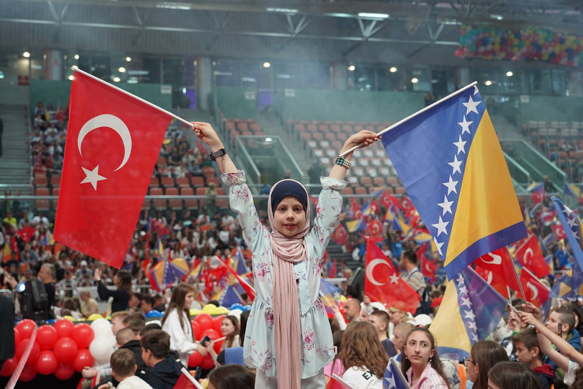 Selçuklu Belediyesi Halk Oyunları Ekibi Bosna'da Konya'yı temsil etti pusulahaber.com.tr/selcuklu-beled… @pusulahaberkonya aracılığıyla 
#Konya Konya @SelcukluBel