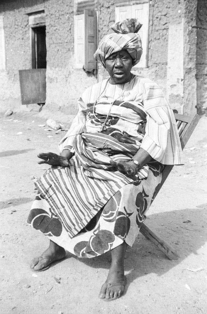 An elderly woman (ìyá-àgbá) in Ilé- Ife, Nigeria,1970 #Africa