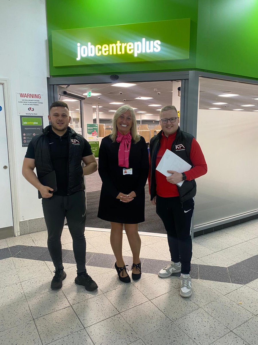Bev is at #redditch #jobcentre today meeting with Ross and Will from @kits_academy!

We are working with them to #recruit Sports Coaches in schools delivering physical education, activities and #afterschoolclubs. 

If this sounds like the perfect job for you call:  024 7531 1814