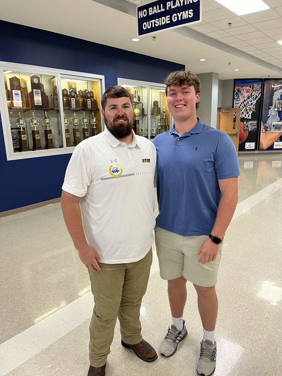 After a great talk with @CoachStoutUTM I’m very excited to announce I’ve received another D1 offer from @UTM_FOOTBALL!!! @Oakley_Watkins @CoachDCharles @LCAEAGLESFB